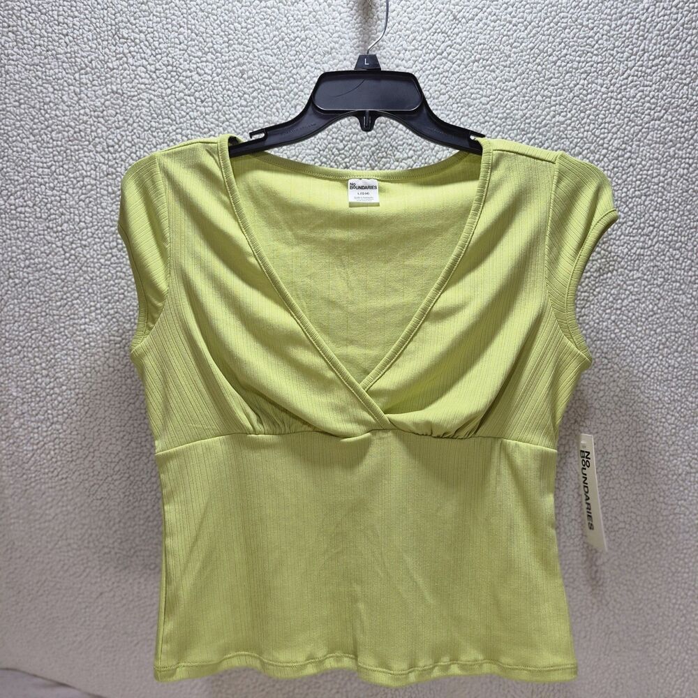 No Boundaries Womens Size 12-14 (L) Green Blouse V-Neck With Cap Sleeves Summer